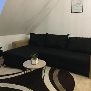 Apartman Queen Magyarország